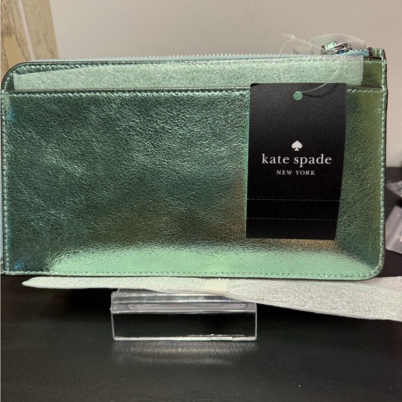 NWT Kate Spade LUCY METALLIC MEDIUM L-ZIP WRISTLET SEAWATER - Picture 7 of 13